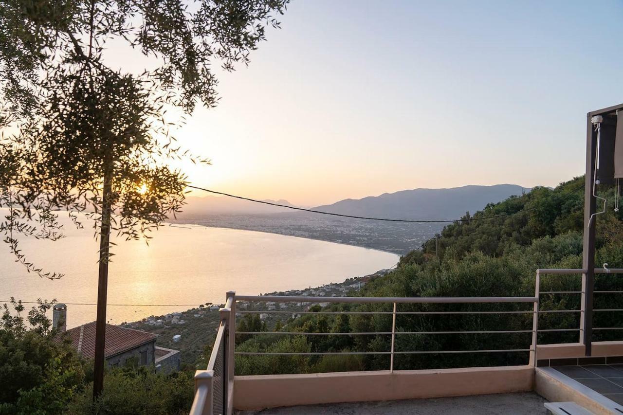 Messinian Sunset Villa Kalamata Bagian luar foto