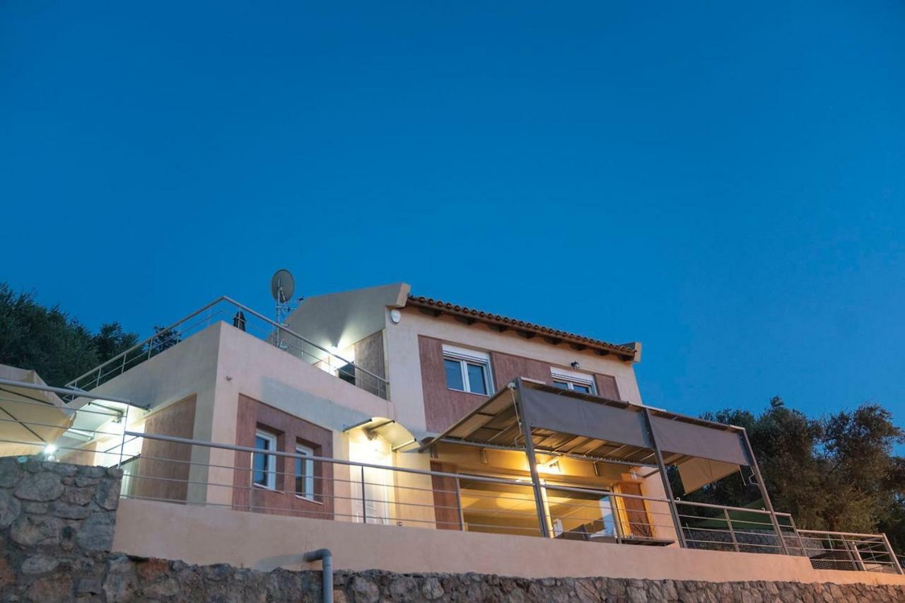 Messinian Sunset Villa Kalamata Bagian luar foto