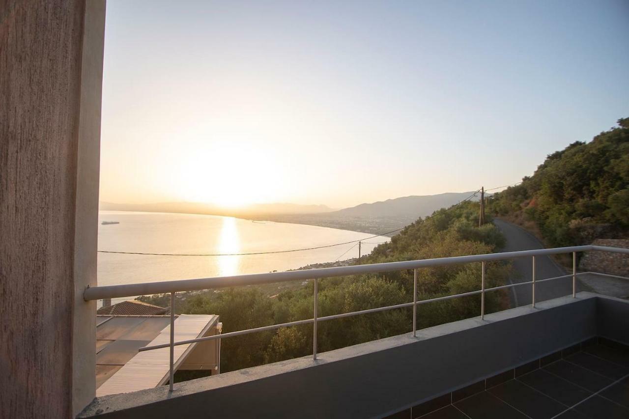 Messinian Sunset Villa Kalamata Bagian luar foto