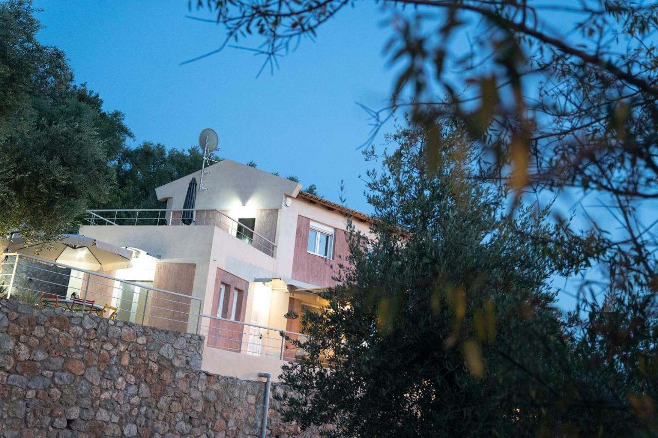 Messinian Sunset Villa Kalamata Bagian luar foto